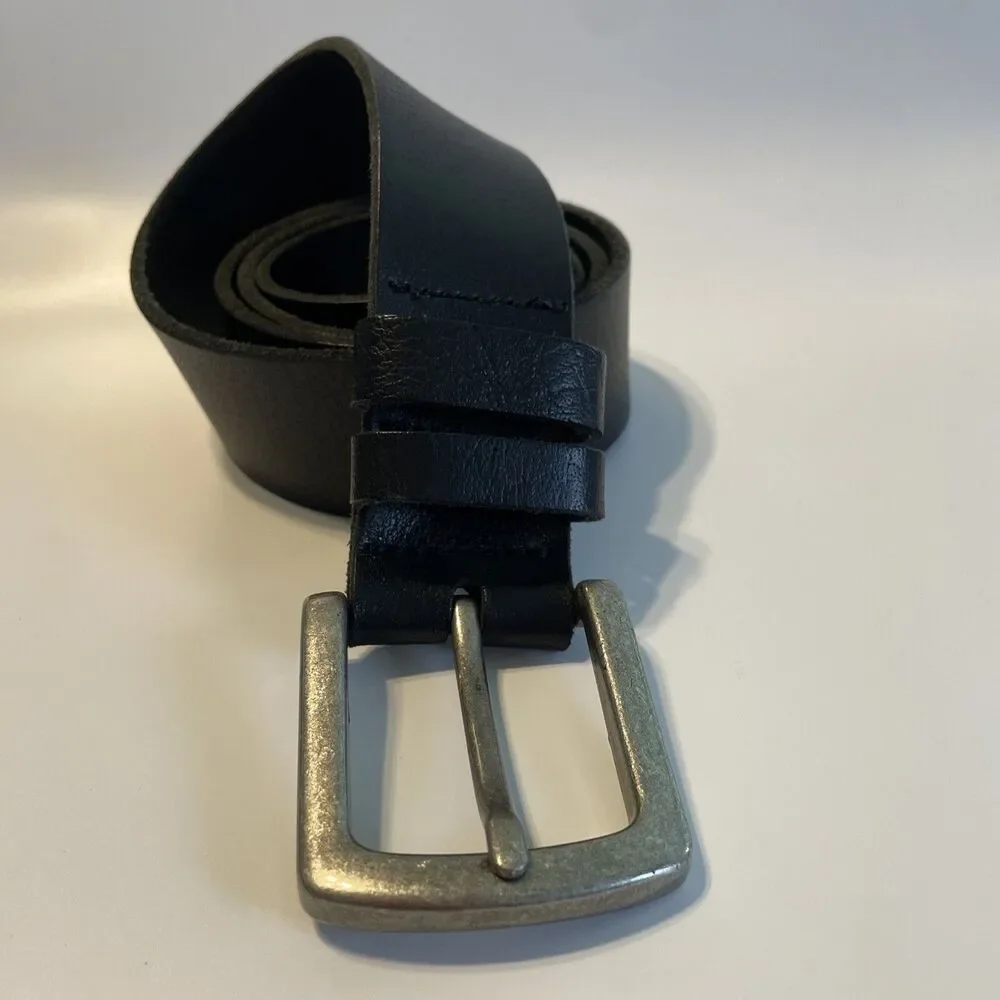 Mens Black Leather Belt Silver Buckle 50” long 1.5” Wide
